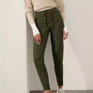 Athleta 4 Headlands Hybrid Trek Mid Rise Jogger Pants